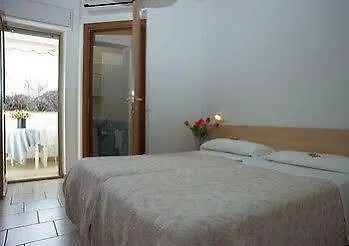 فندق Augusta غرادو