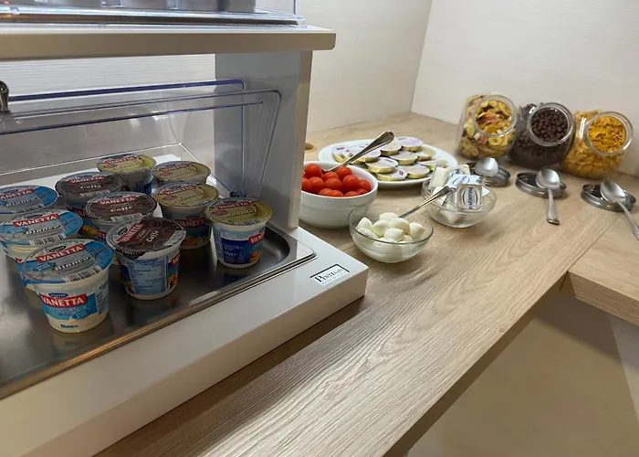 Отель Augusta 3*