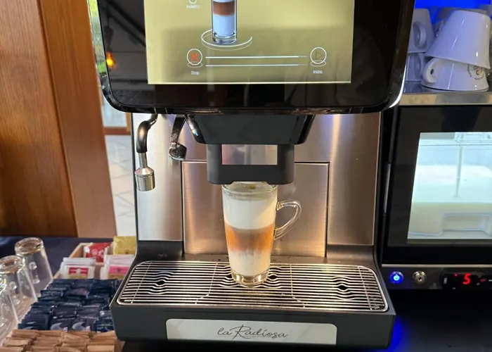 Отель Augusta 3*